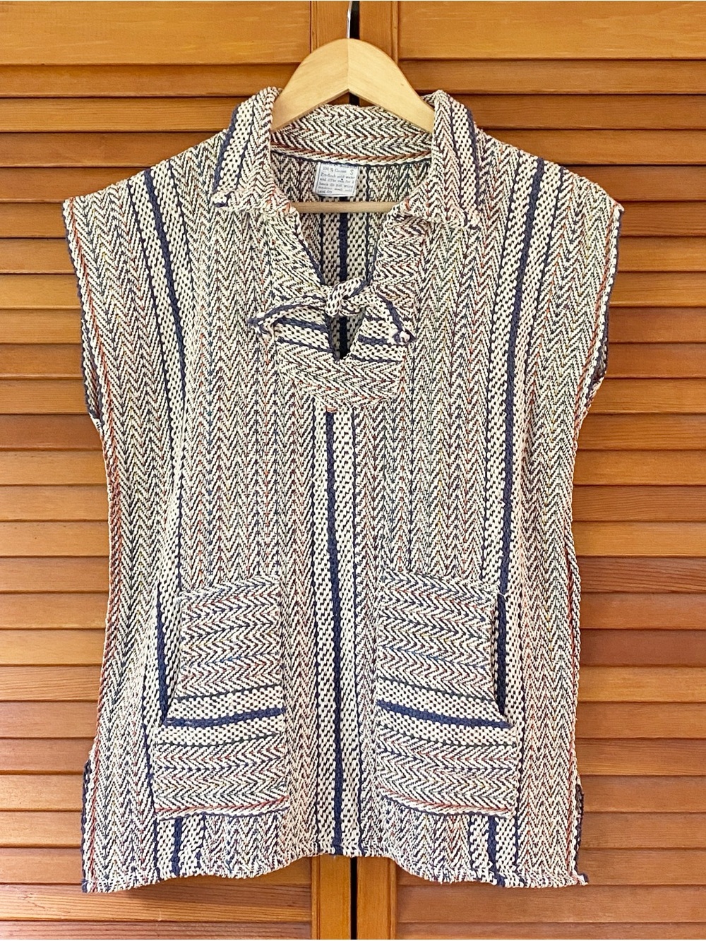 Mexican Top Women's Size Small Baja Surfer Sleeveless Sweater Drug Rug Pullover